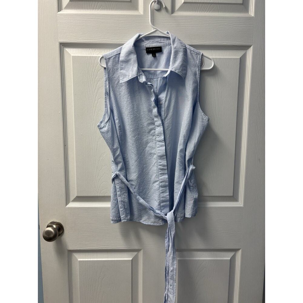 *Bundle 5 items for $30 Lane Bryant Light Blue Belted Sear-sucker Shirt Size 20